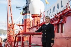 Выпускница Макаровки стала первой в мире женщиной-капитаном атомного ледокола