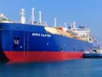 Крупнейший арктический газовоз прошел Северным морским путем под проводкой инструктора Университета